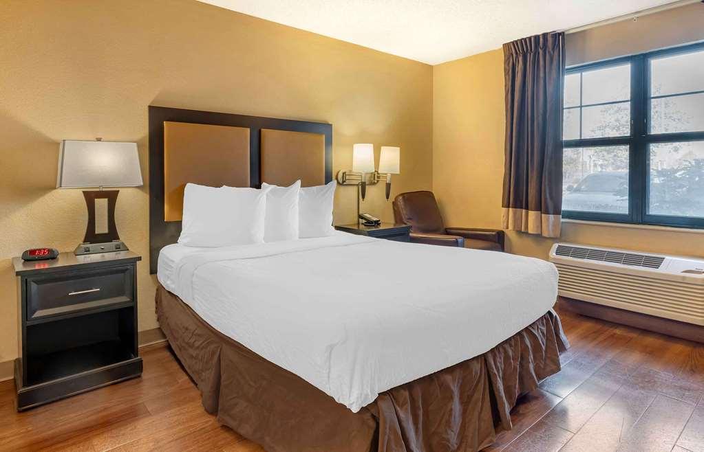 Extended Stay America Suites - Oakland - Эмеривилл Номер фото