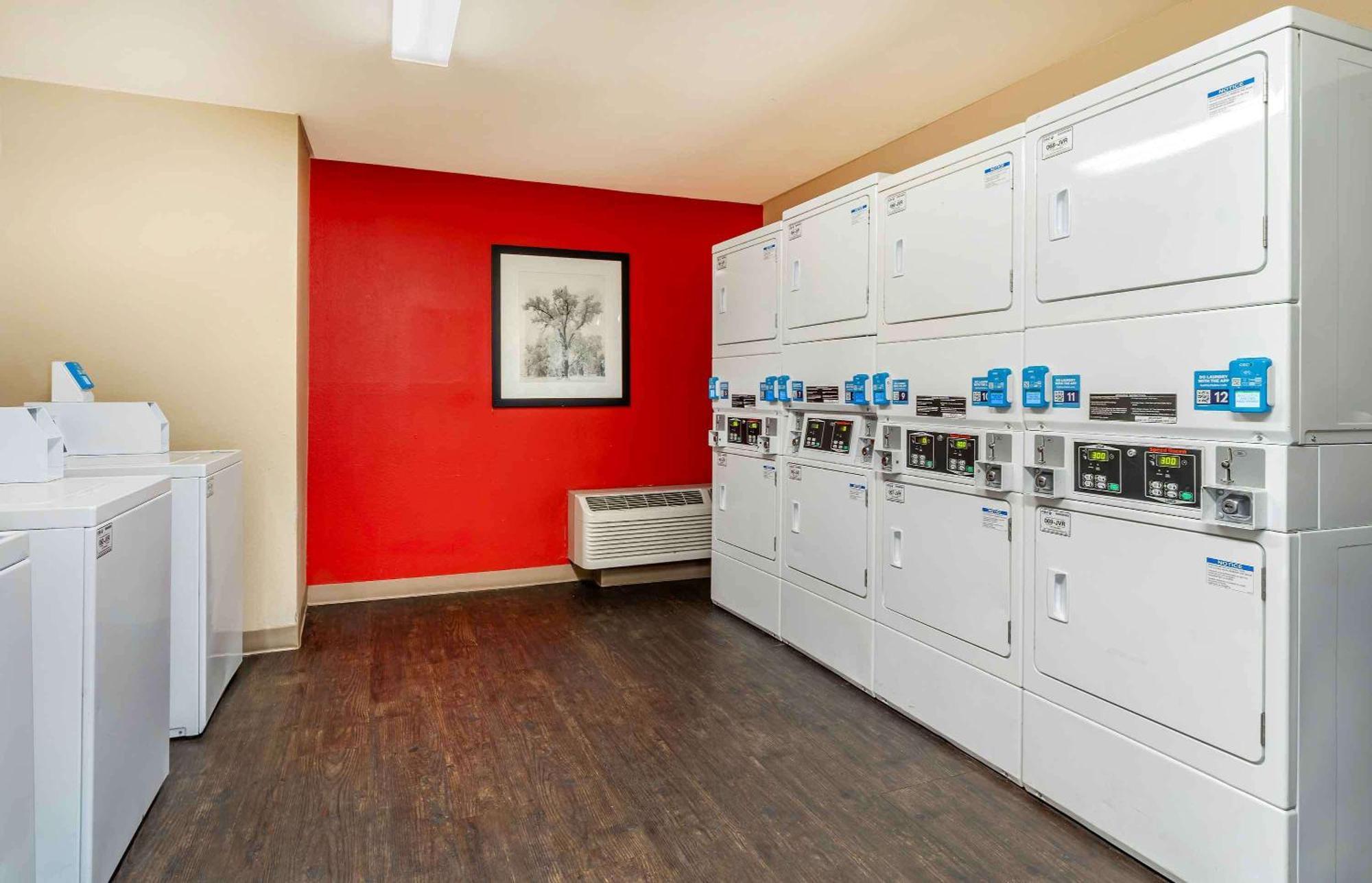 Extended Stay America Suites - Oakland - Эмеривилл Экстерьер фото