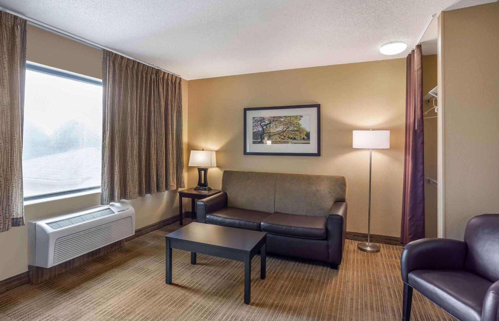 Extended Stay America Suites - Oakland - Эмеривилл Экстерьер фото