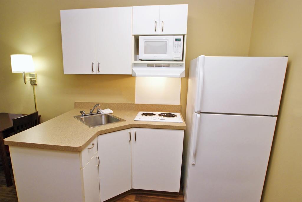 Extended Stay America Suites - Oakland - Эмеривилл Экстерьер фото