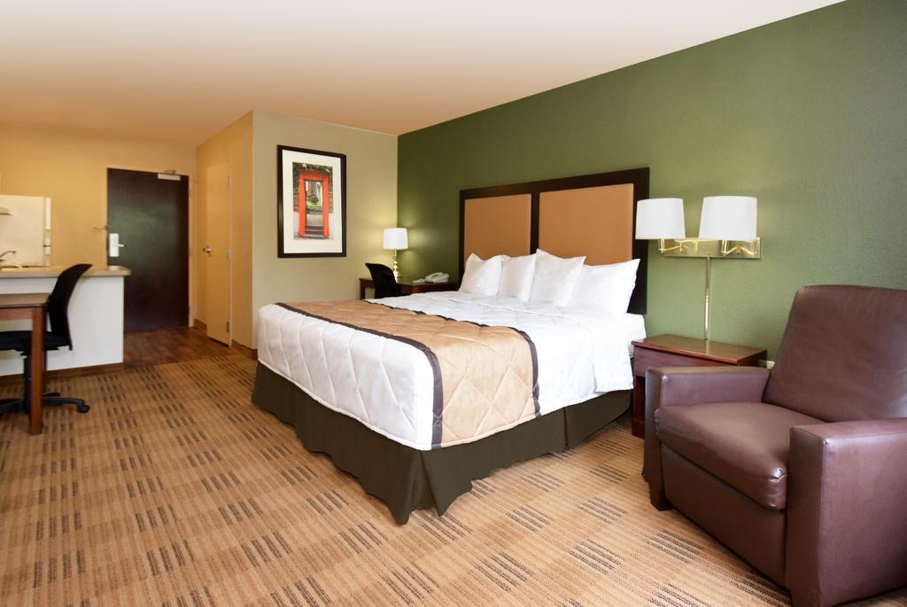Extended Stay America Suites - Oakland - Эмеривилл Экстерьер фото